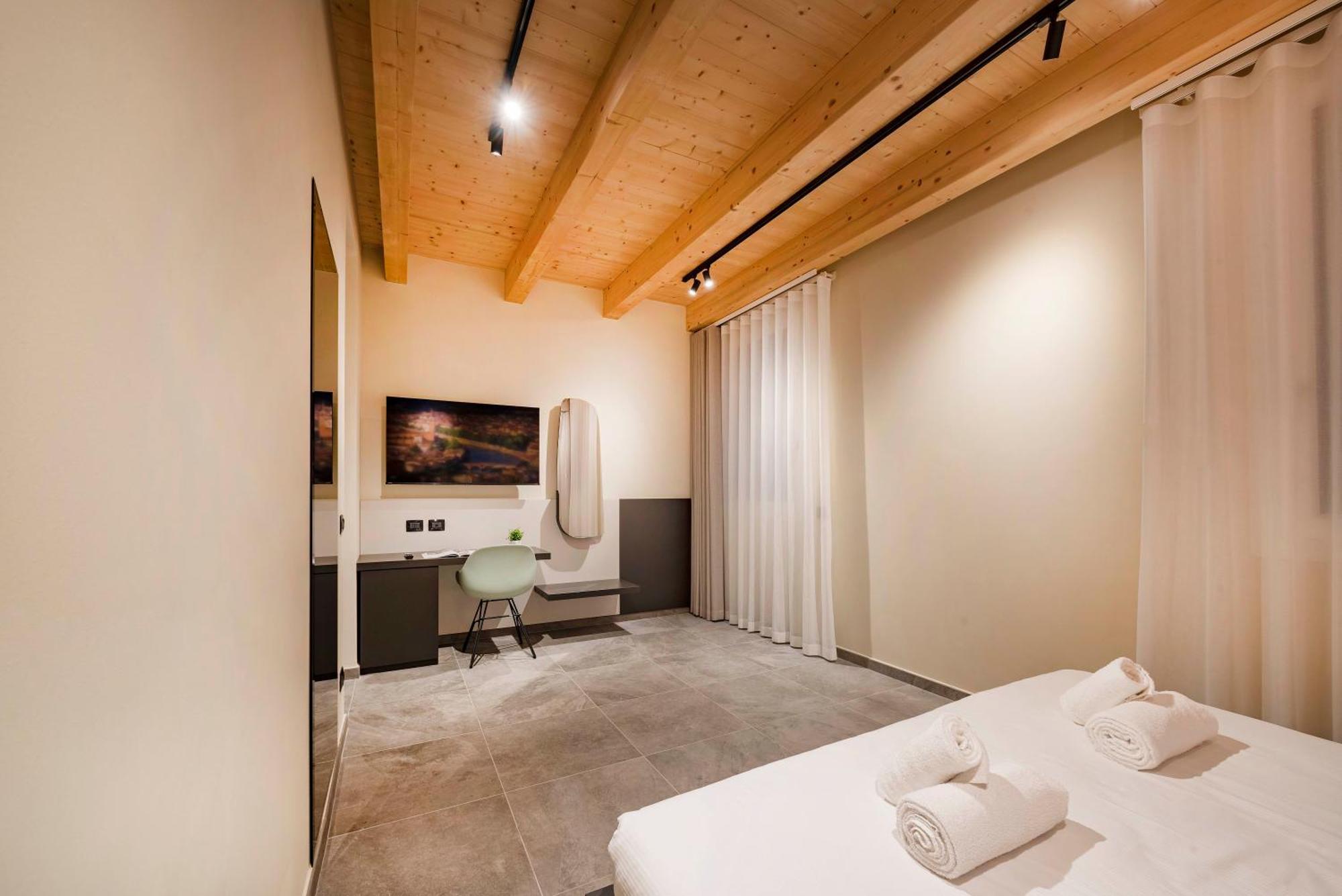 Italianflat - Verona'S River, Free Parking For Car & Bike, Nature, Relax Esterno foto