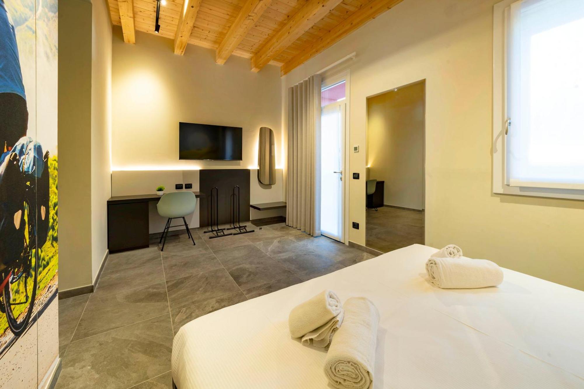 Italianflat - Verona'S River, Free Parking For Car & Bike, Nature, Relax Esterno foto